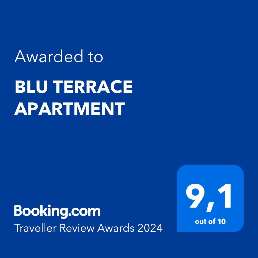 Blu Terrace Apartment ปูแอร์โตเดลคาร์เมน ภายนอก รูปภาพ